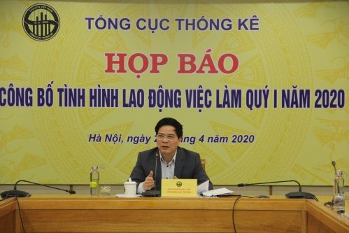 Sóng gió 'đổ bộ' thị trường Việt Nam, 32,1 triệu người lao động 'chịu trận'