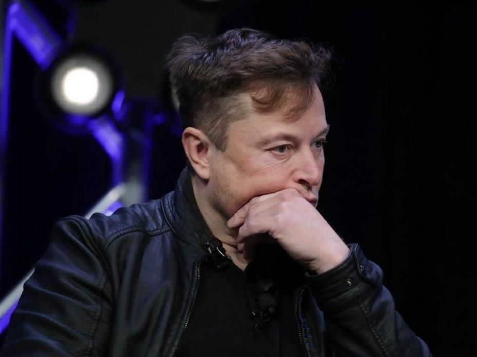 Elon Musk mất ngôi giàu nhất thế giới. (Ảnh: Forbes)