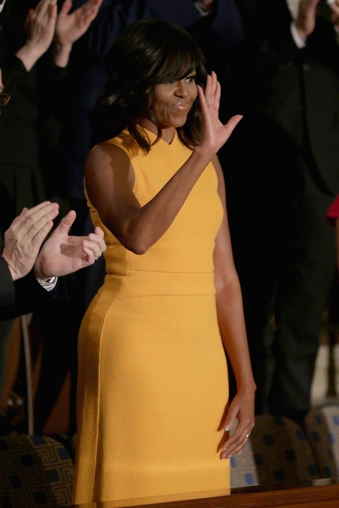 Chiếc váy đơn giản màu vàng của Obama tại buổi phát biểu tại State of the Union năm 2016 đã làm dậy sóng giới thời trang.