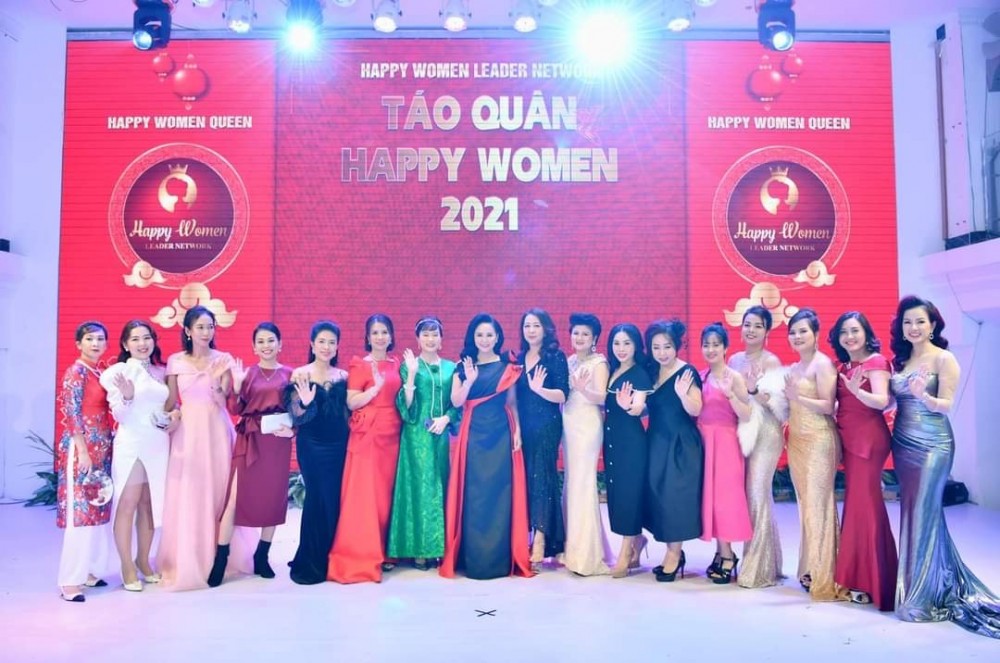 Chuyện 'hậu trường' của các nữ doanh nhân trong Chương trình Táo quân Happy Women 2021