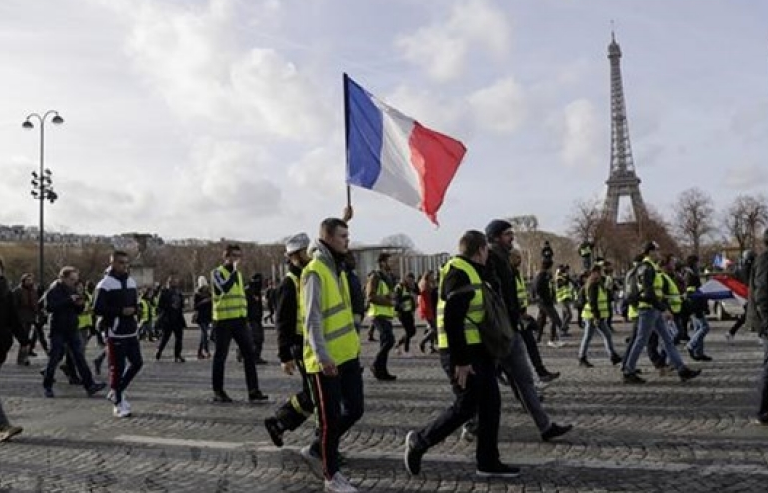 Pháp: Biểu tình "Áo vàng" bước sang tuần thứ 14 liên tiếp