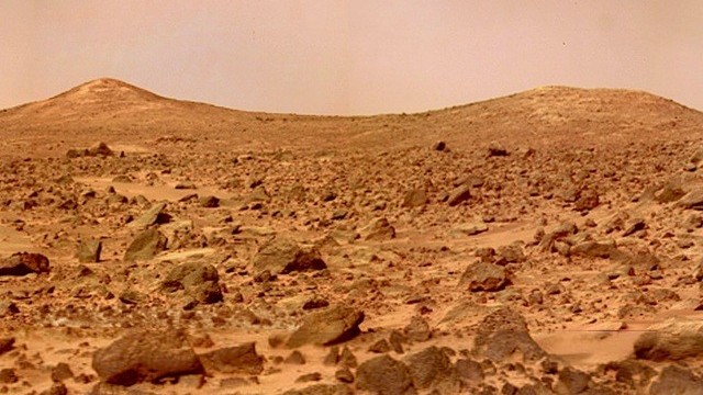 Vệ tinh phát hiện ra hiện tượng chưa từng có trên sao Hỏa