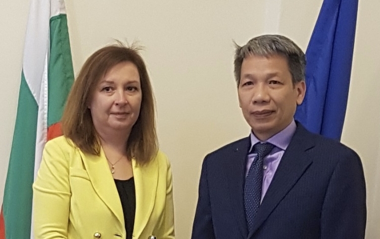 Thúc đẩy hợp tác lao động giữa Việt Nam và Bulgaria