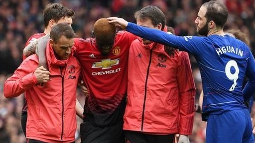 Hòa thất vọng trước Chelsea, Man Utd "đau đầu" vì tổn thất lực lượng nghiêm trọng