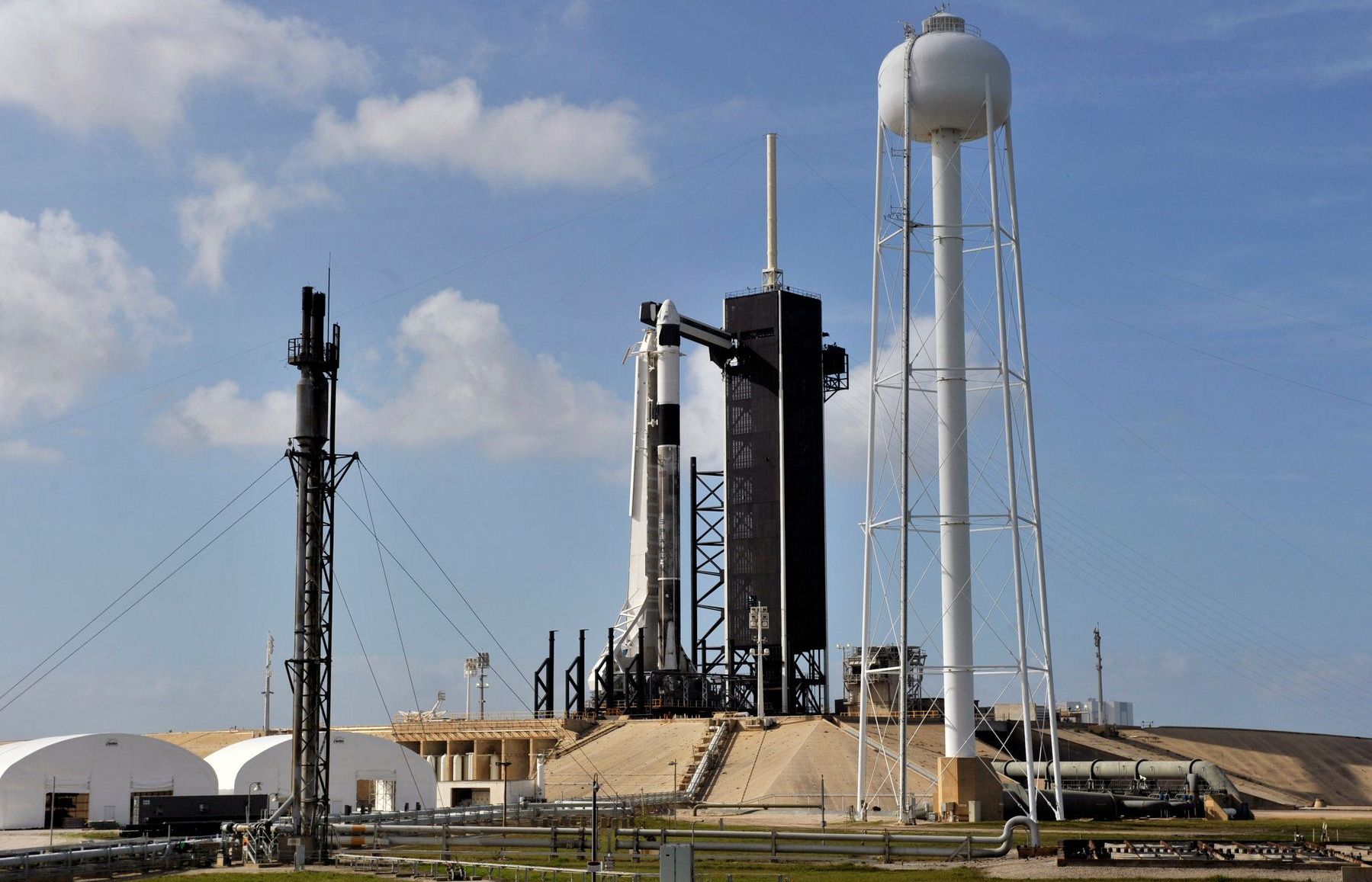Mỹ: NASA ấn định ngày phóng tàu vũ trụ Crew Dragon của SpaceX