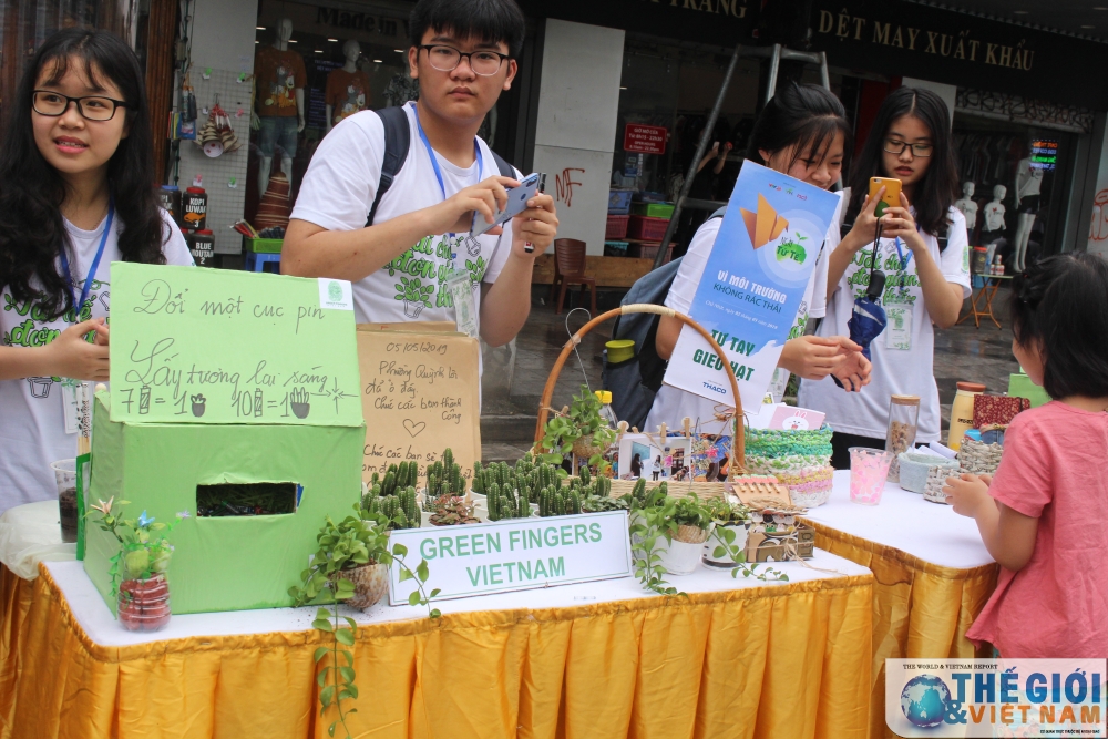 hon 1000 tinh nguyen vien ha noi tham gia ngay tu te vi moi truong khong rac thai