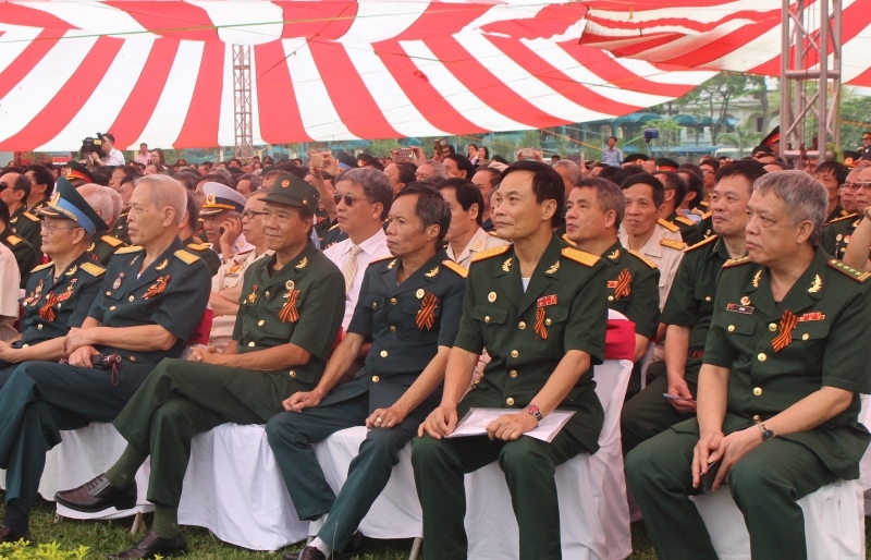 Hơn 1.000 khách mời tham dự Lễ tưởng niệm “Binh đoàn Bất tử” tại Hà Nội