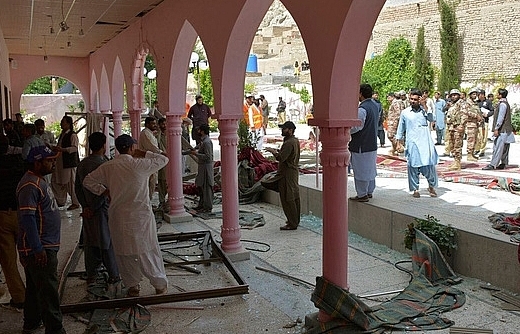 Đánh bom nhà thờ Hồi giáo ở Pakistan, hơn 20 người thương vong