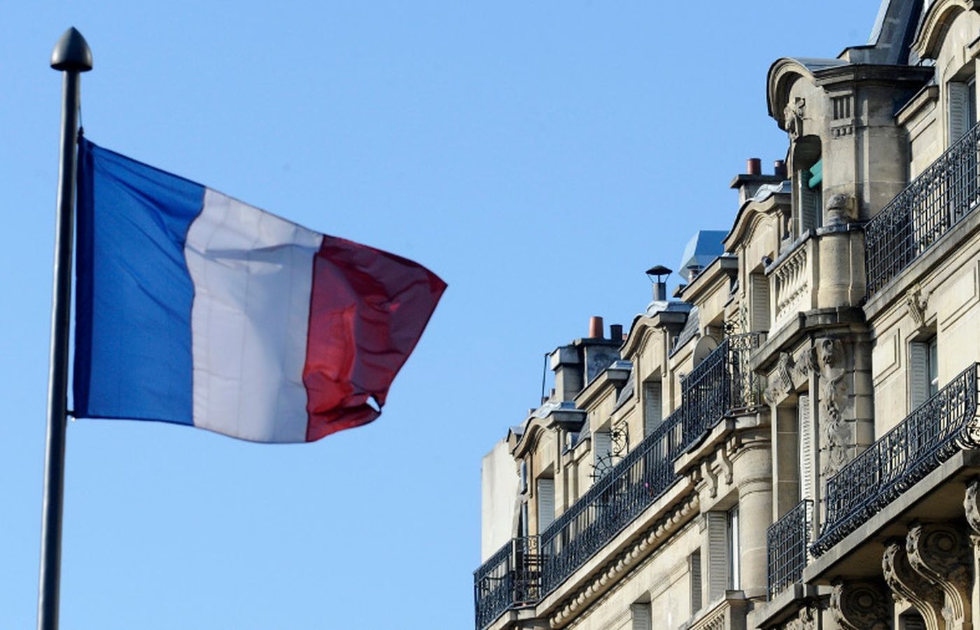 Kinh tế Pháp dự báo suy giảm ở mức 'gây sốc' trong năm 2020