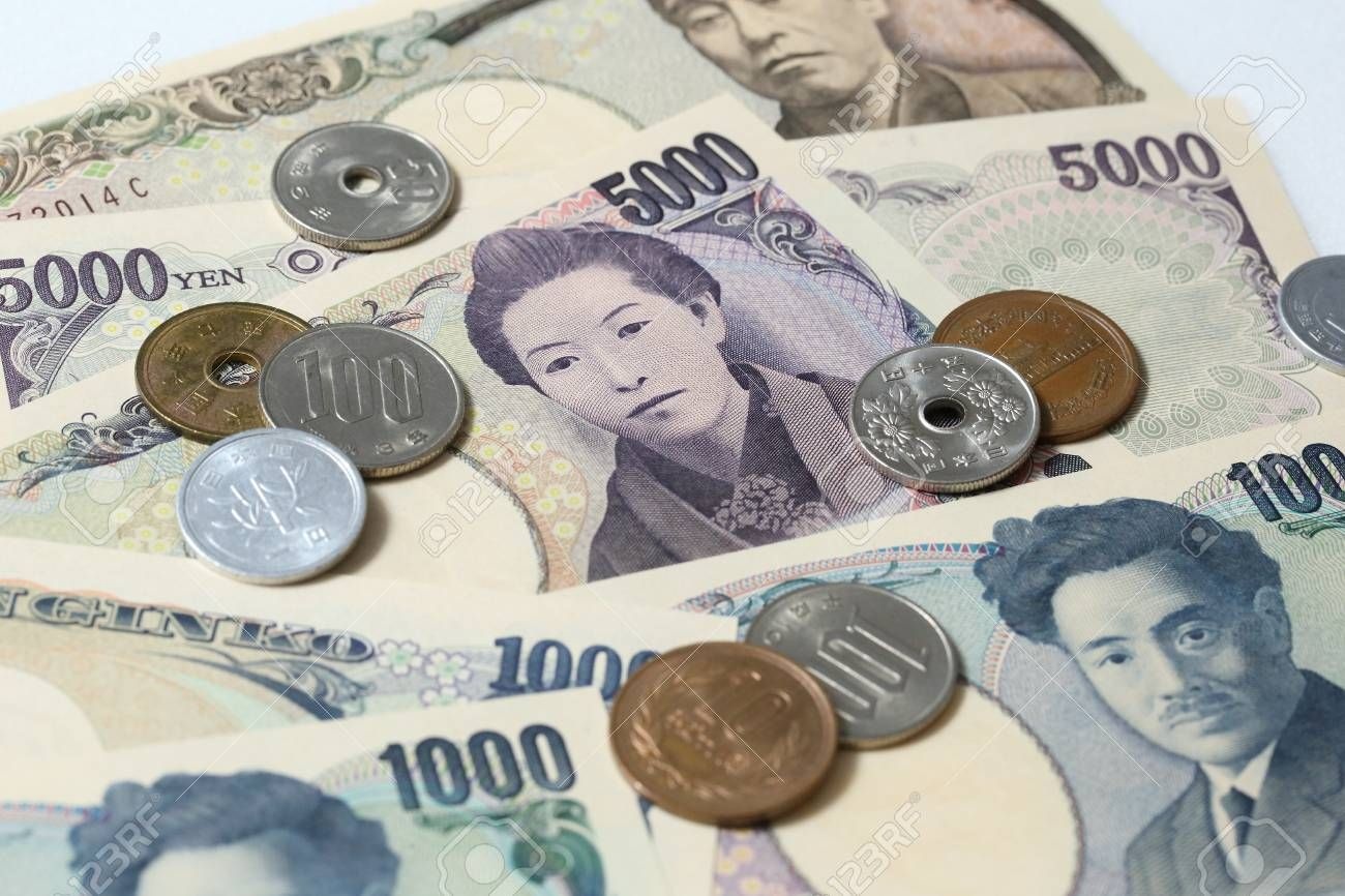 Hậu Covid-19: Nhật Bản phê chuẩn ngân sách bổ sung kỷ lục, nền kinh tế trước nguy cơ tái giảm phát