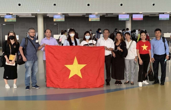 Đưa công dân Việt Nam từ Bờ Biển Ngà, một số quốc gia châu Phi và châu Âu về nước