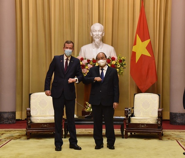 Bộ trưởng Tehan hội kiến Chủ tịch nước Nguyễn Xuân Phúc