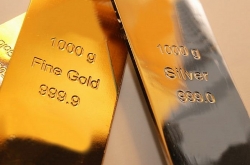 Giá vàng hôm nay 20/7: Nhiều yếu tố hỗ trợ vàng tăng giá nhưng vẫn chưa nên mua vào?