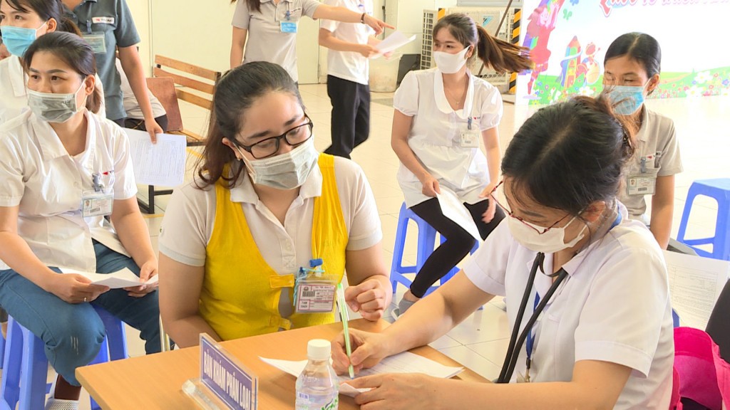 Quảng Ninh và chiến dịch tiêm chủng vaccine Covid-19