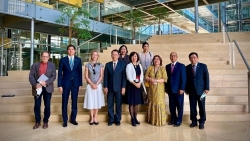 Đại sứ Lê Linh Lan thăm và làm việc với Cơ quan dự báo Khoa học và Ngoại giao tại Geneva, Thụy Sỹ