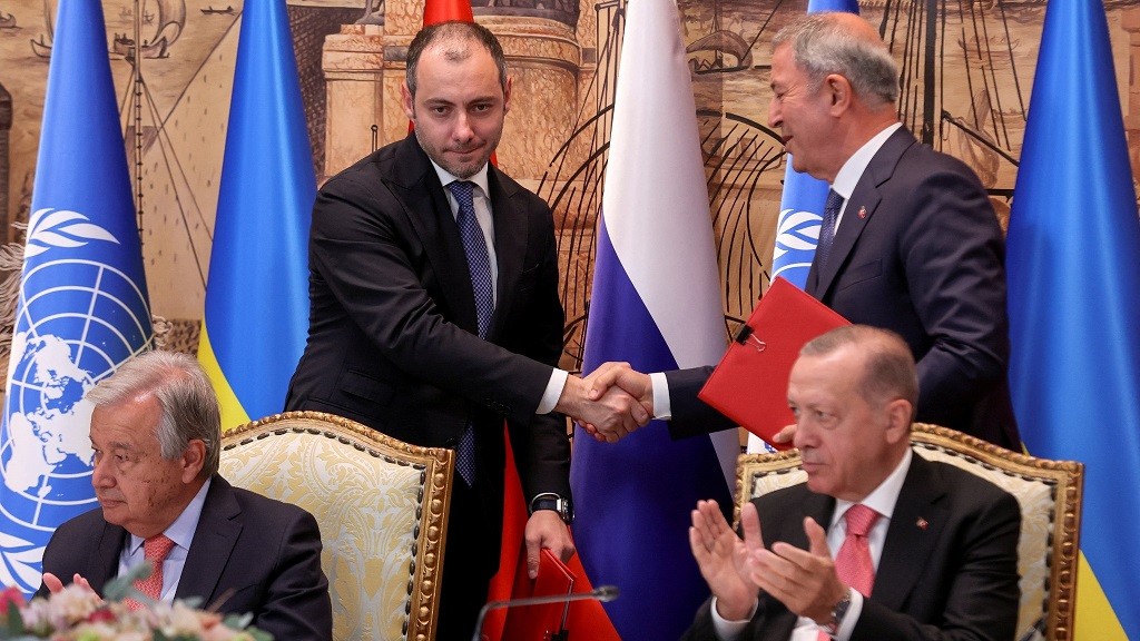 Nga-Ukraine ký thỏa thuận cảng bên bờ Biển Đen