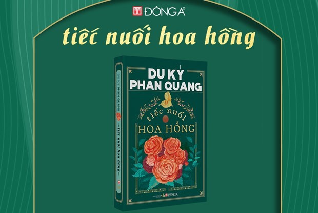 Cuốn sách dày 700 trang, ghi lại hành trình qua 20 quốc gia của nhà báo Phan Quang. (Ảnh: Đông A)