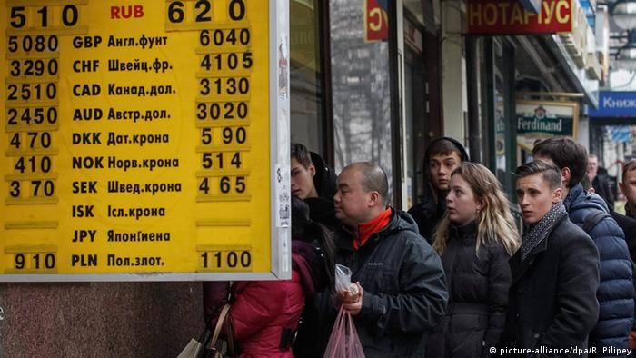 Kinh tế Ukraine: Gấp rút in tiền, ký ức buồn về siêu lạm phát, chính phủ có thể phải lựa chọn 'đau đớn'