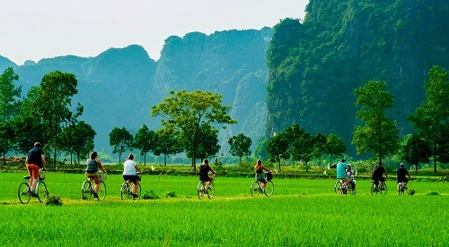 Xây dựng môi trường du lịch xanh, hút du khách đến Việt Nam hậu Covid-19