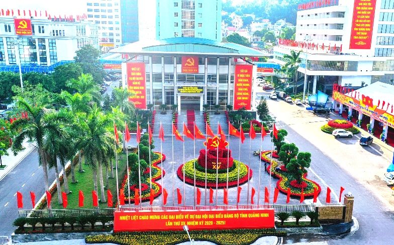 Chùm ảnh: Toàn cảnh Đại hội Đại biểu Đảng bộ tỉnh Quảng Ninh lần thứ XV