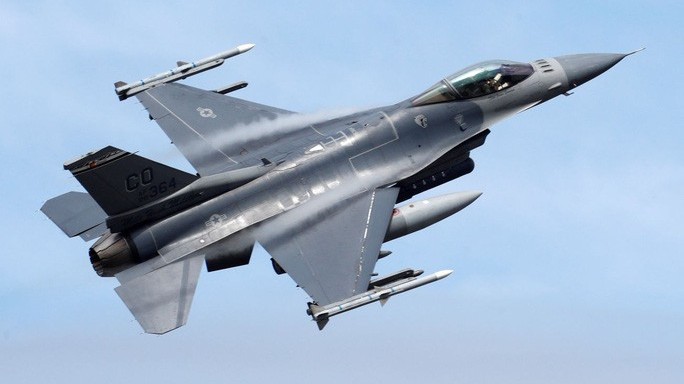 Đối phó Nga, Đan Mạch 'cử' máy bay chiến đấu F-16 tới đảo Bornholm