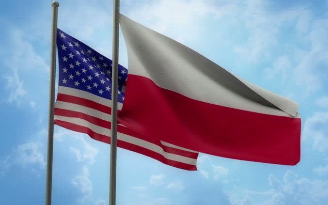 Mỹ ký Thỏa thuận chiến lược phát triển điện hạt nhân với Ba Lan