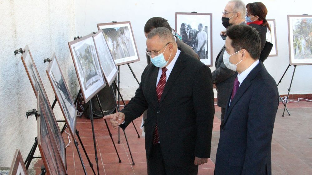 Triển lãm ảnh Kỷ niệm 58 năm thiết lập quan hệ ngoại giao Việt Nam-Algeria