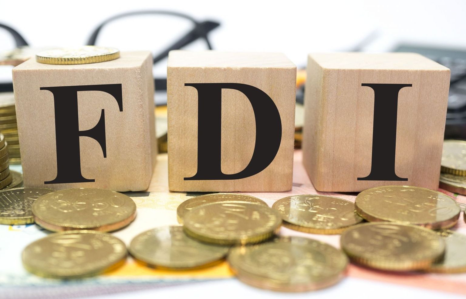 oecd fdi toan cau giam my van giu phong do dan dau