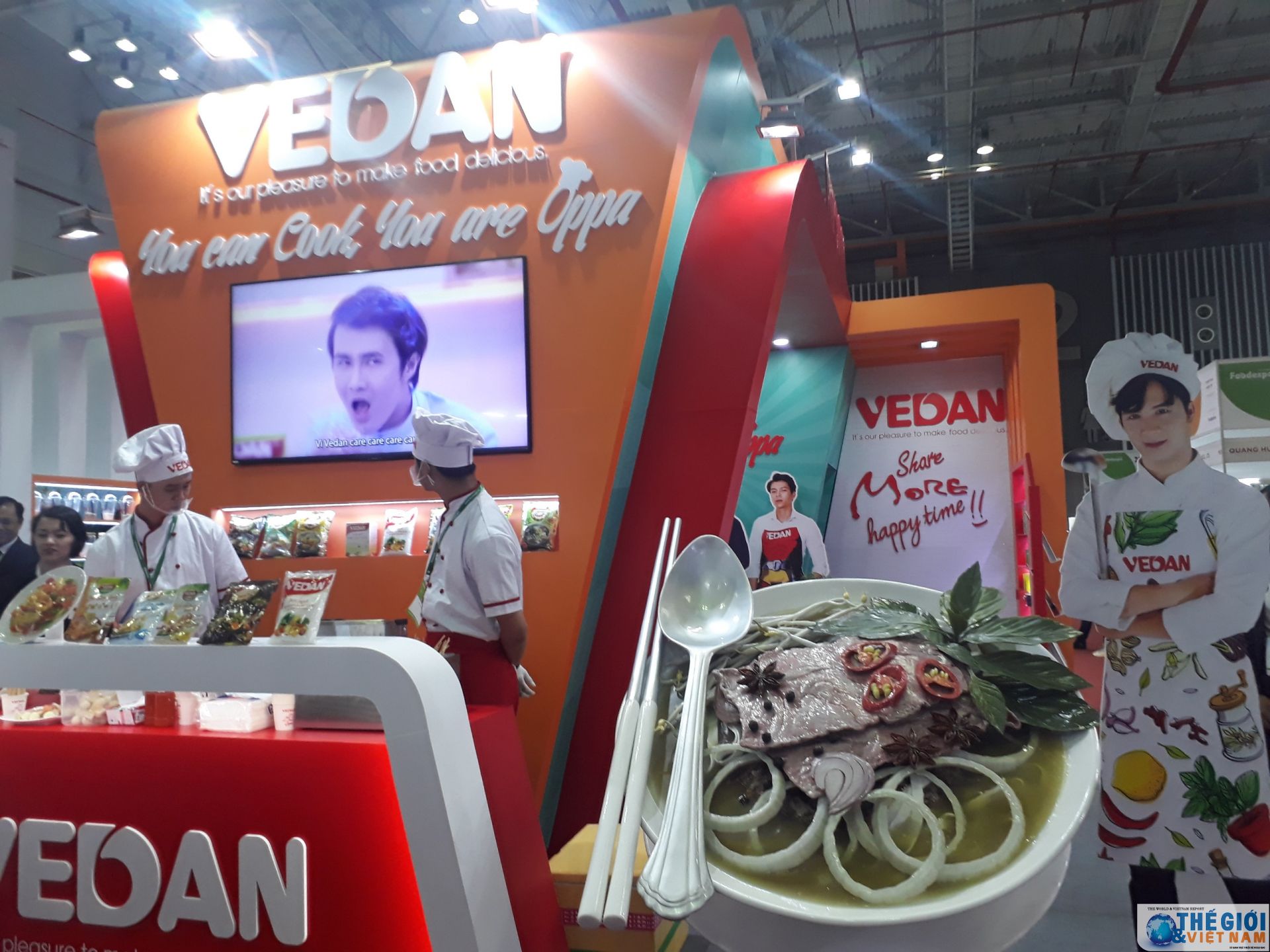 hua hen dot pha tai trien lam vietnam foodexpo 2019