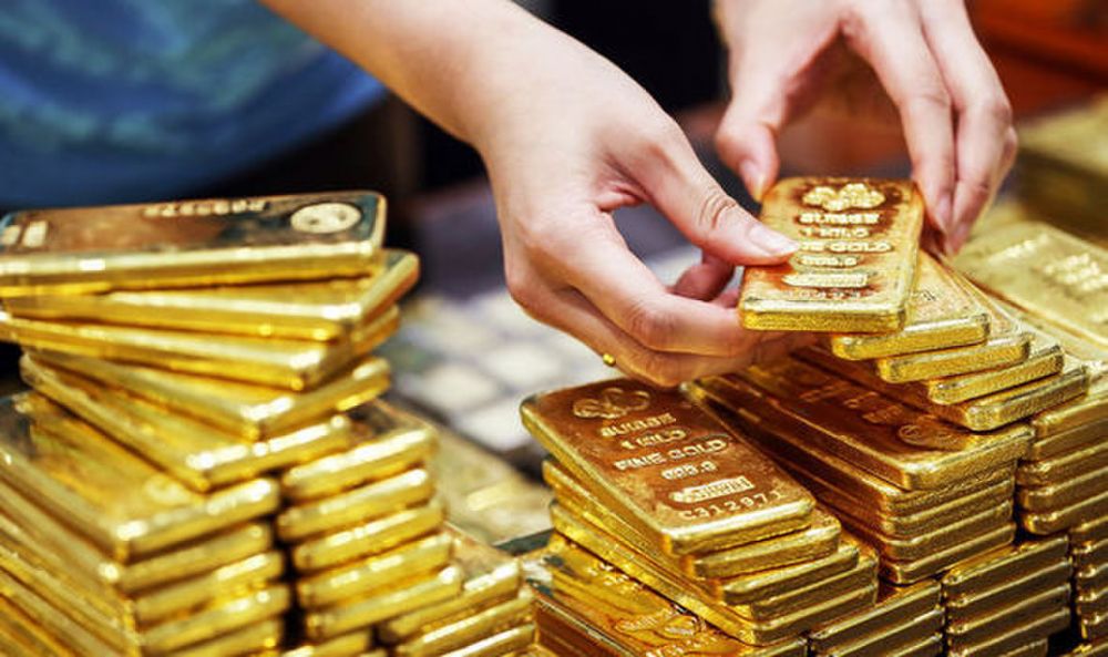 Giá vàng hôm nay 17/11: Trụ vững trước áp lực bán tháo, giá vàng vẫn 'rộng cửa' tăng?