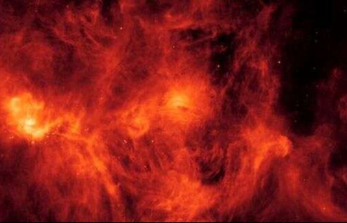 NASA hé lộ hình ảnh đám mây khổng lồ 'đang cháy' trong không gian