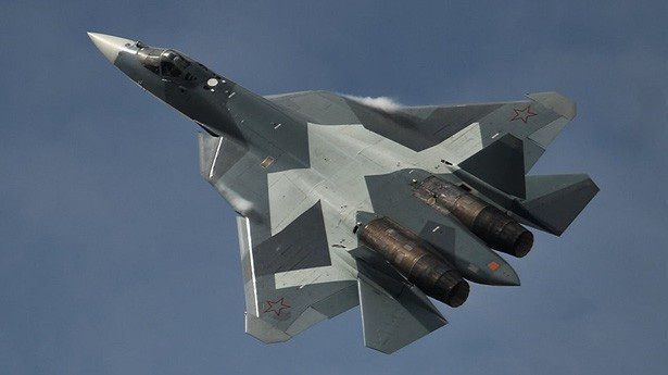 Cạnh tranh với F-35 của Mỹ, Nga sắp tích hợp vũ khí siêu thanh lên 'bóng ma bầu trời' Su-57