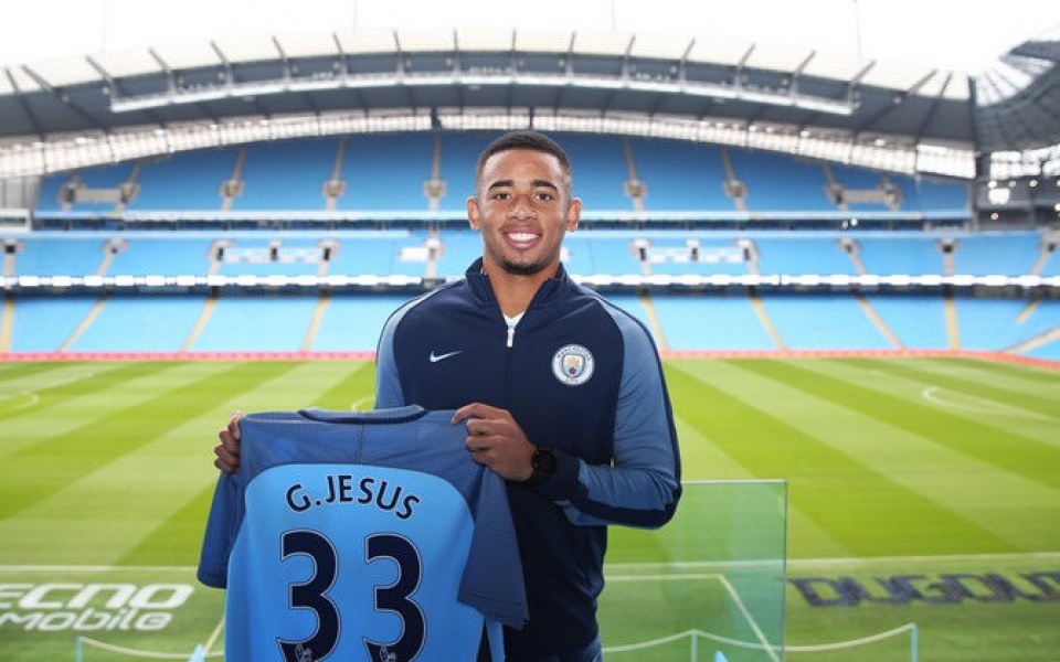 gabriel jesus tu cau be khu o chuot den ngoi sao tre cua man city