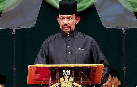 Top leaders extend congratulations to Brunei on National Day