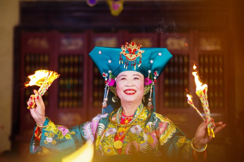 Ấn tượng Festival Thực hành tín ngưỡng thờ Mẫu Thượng Ngàn khai mac festival thuc hanh tin nguong tho mau thuong ngan