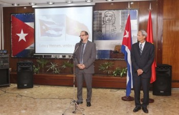 Vietnamese, Cuban embassies in Argentina enhance friendship