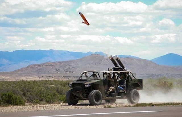 Mỹ thử nghiệm phóng UAV trên xe vận tải hạng nhẹ