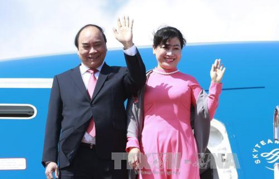 Thủ tướng lên đường thăm Nhật Bản, dự Hội nghị Tương lai châu Á