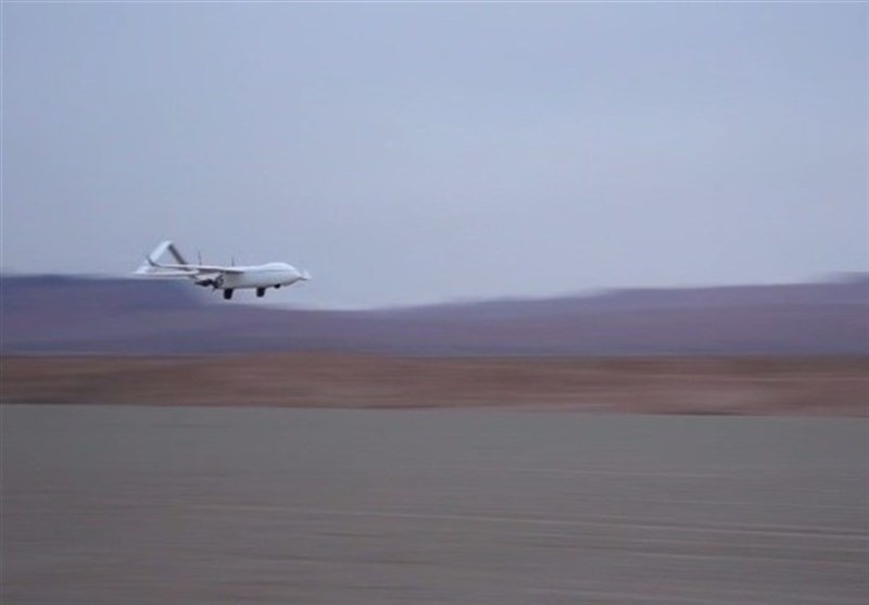 Iran trình làng máy bay không người lái tự sản xuất bất chấp 'kinh tế tồi tệ' do Covid-19