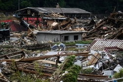 Một thảm họa khác ngoài Covid-19, mưa lũ đang gây thiệt hại lớn ở Nepal và Nhật Bản
