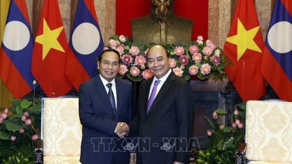 Vietnamese, Lao leaders hail significance of friendship year