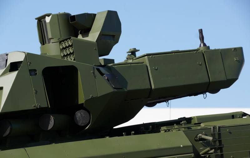 Armata T-14: Với thiết kế thế hệ mới, khả năng bảo vệ siêu việt, tốc độ vượt trội và đầy mạnh mẽ, Armata T-14 là một chương trình phát triển xe tăng tiên tiến nhất từ trước đến nay. Hãy xem chi tiết chiến đấu của Armata T-