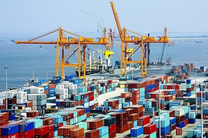 Cargo throughput via seaports sees slight rise in July