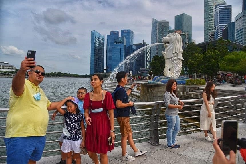 Vietnam among top five tourist markets of Singapore