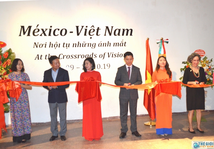 trien lam anh mexico viet nam noi hoi tu nhung anh mat