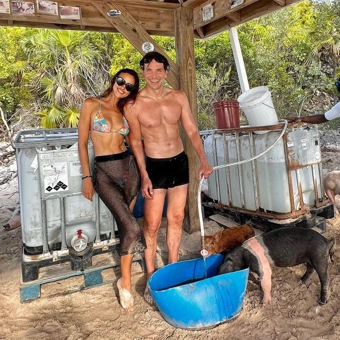 Siêu mẫu người Nga Irina Shayk và Bradley Cooper vừa đi nghỉ hè cùng với nhau (Nguồn: Dân trí)).