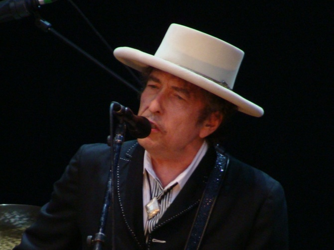 Giải Nobel Văn học 2016 vinh danh nhạc sỹ, nhà văn Bob Dylan