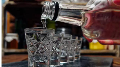 Nga: Ngộ độc rượu khiến 14 người tử vong, giới chức cảnh báo rượu không nguồn gốc