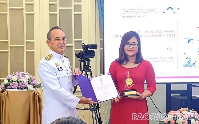 Cô giáo Hà Ánh Phượng được trao Giải thưởng Công chúa Thái Lan Maha Chakri lần thứ 4