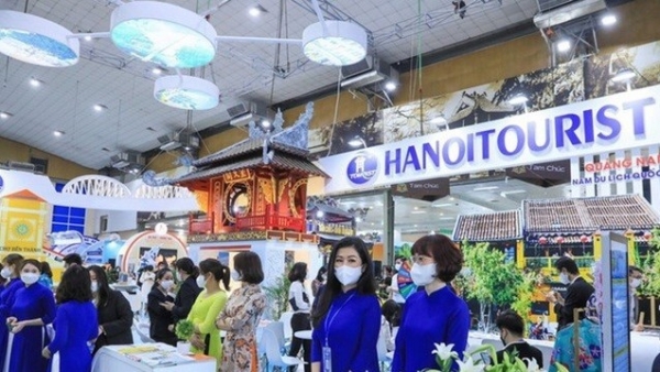 Hospitality providers in Hanoi Old Quarter revive